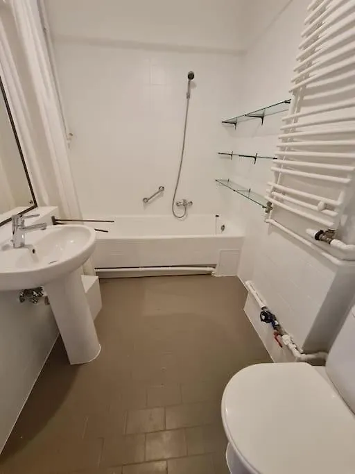 Fantastic Waw - O13 Room D 바르샤바 아파트